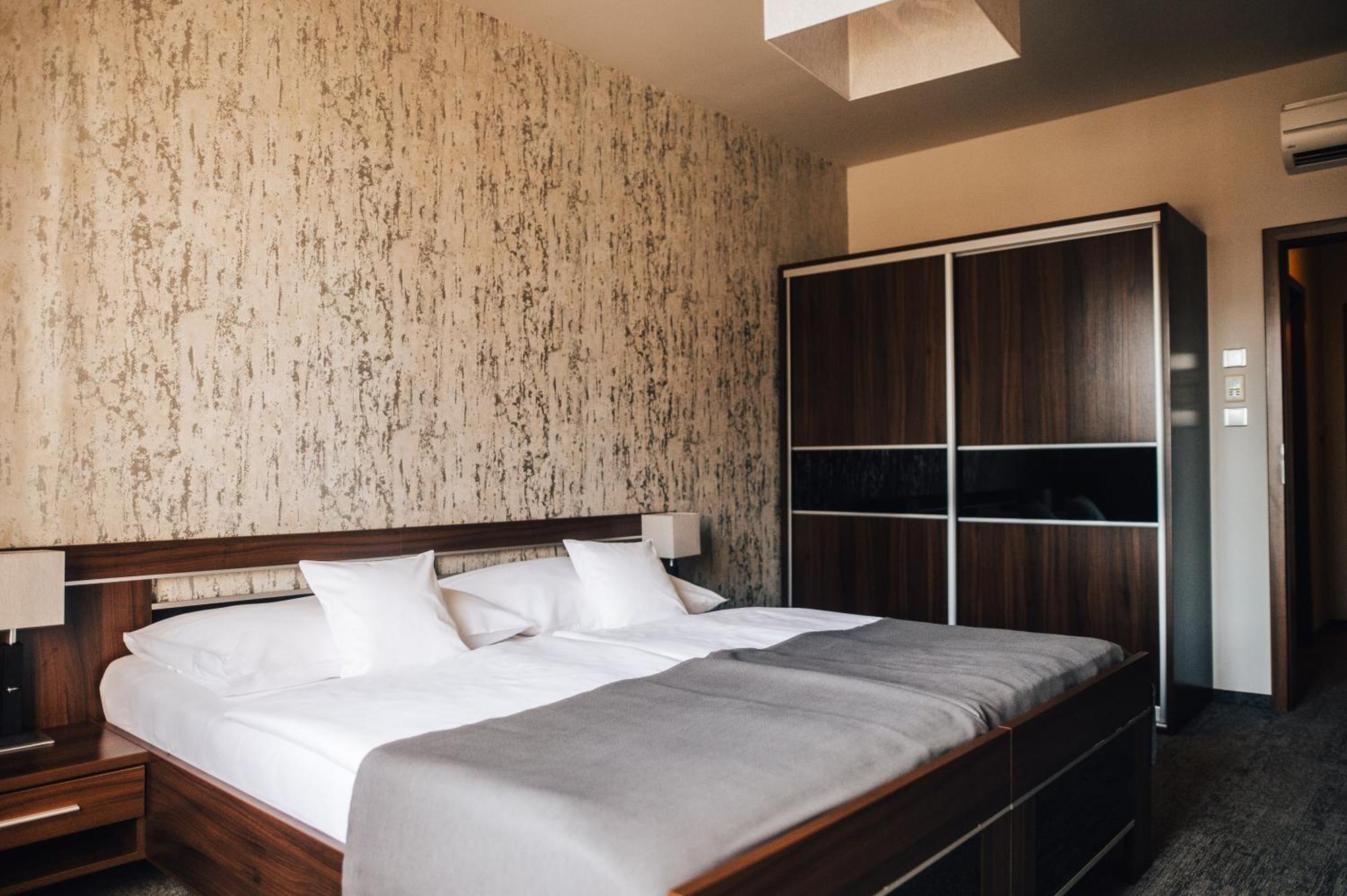Hotel Elegance Šumperk Eksteriør billede