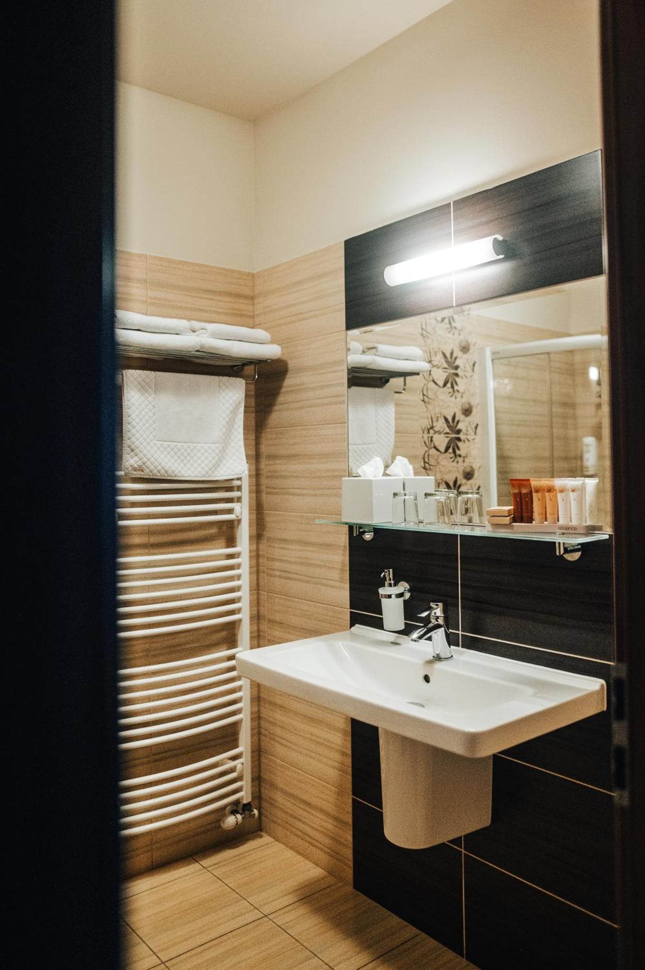 Hotel Elegance Šumperk Eksteriør billede